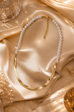 Load image into Gallery viewer, Pearl &amp; Herringbone Layered Necklace