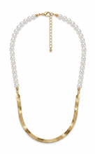 Load image into Gallery viewer, Pearl &amp; Herringbone Layered Necklace
