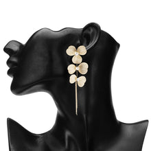 Load image into Gallery viewer, Gold Triple Flower Tassel Earrings