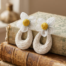 Load image into Gallery viewer, Daisy Mesh Flower Raffia Drop Earrings