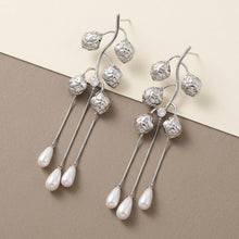Load image into Gallery viewer, Silver Vine Pearl Cascade Earrings