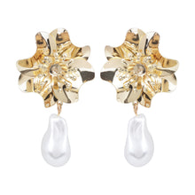 Load image into Gallery viewer, Gold Botanical Flower Baroque Pearl Drop Earrings