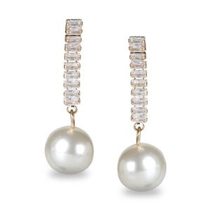 RETRO FASHION LONG GOLD EARRINGS WITH WHITE PEARL