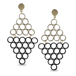 GEOMETRIC DESIGN EARRING WITH BLACK AND SILVER RINGS