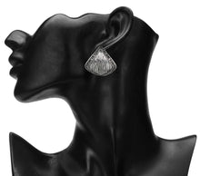 Load image into Gallery viewer, TRIANGULAR SILVER OXIDISED STUDS