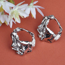 Load image into Gallery viewer, Silver Earing| Hoops Look | Hammered |Studs