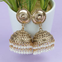 Load image into Gallery viewer, Golden Earings | Pearls | Jhumka | White