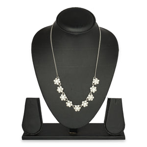SILVER FLOWER NECKPIECE