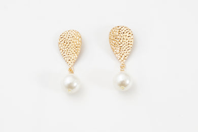 Matte Gold with Pear Drop Earrings