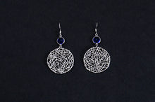 Load image into Gallery viewer, Silver Mesh Circle Earrings