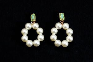Pearl Pretty Earrings