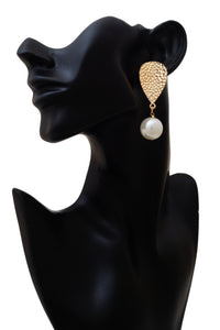 Matte Gold with Pear Drop Earrings
