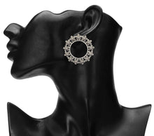 Load image into Gallery viewer, OXIDISED SILVER ROUND FLOWERS STUD EARRING