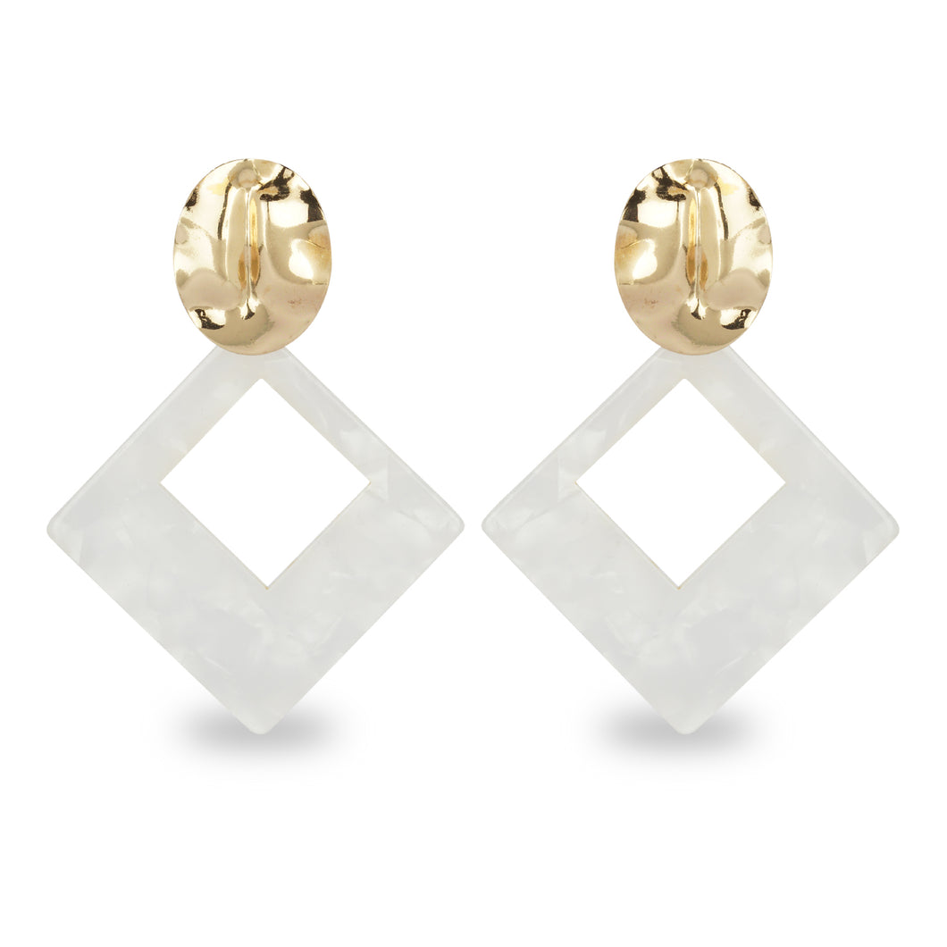 WHITE  SHELL FINISH SQUARE EARRING