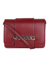 Load image into Gallery viewer, Chain Detail Clutch-Red