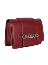 Load image into Gallery viewer, Chain Detail Clutch-Red