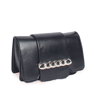 Load image into Gallery viewer, Chain Detail Clutch-Black