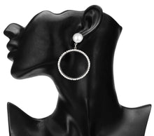 Load image into Gallery viewer, CIRCULAR DANGLING EARRING WITH ZIRCON STONES