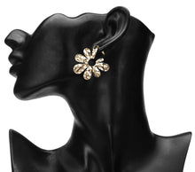 Load image into Gallery viewer, GLOSSY GOLDEN FLOWER STATEMENT PARTY EARRINGS